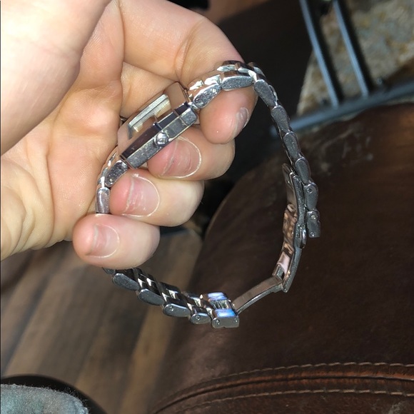 Gucci Watch - Picture 2 of 3